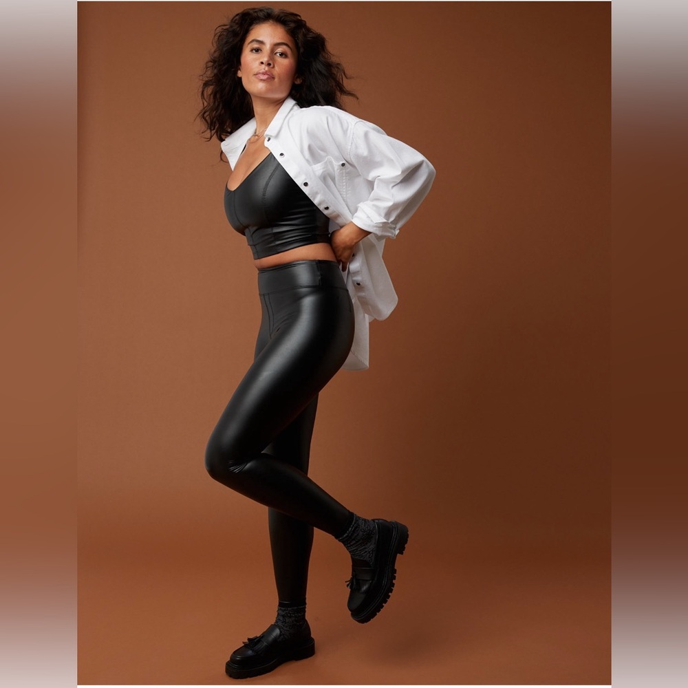 New OFFLINE By Aerie Real Luxe Faux Leather Legging Black M NWT